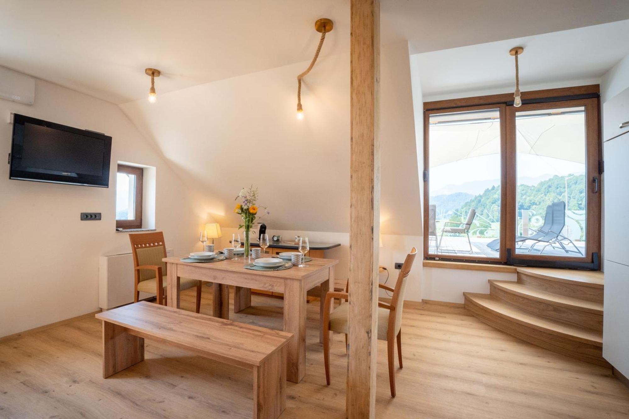 Aparthotel Hom At Vintgar Zgornje Gorje Zimmer foto