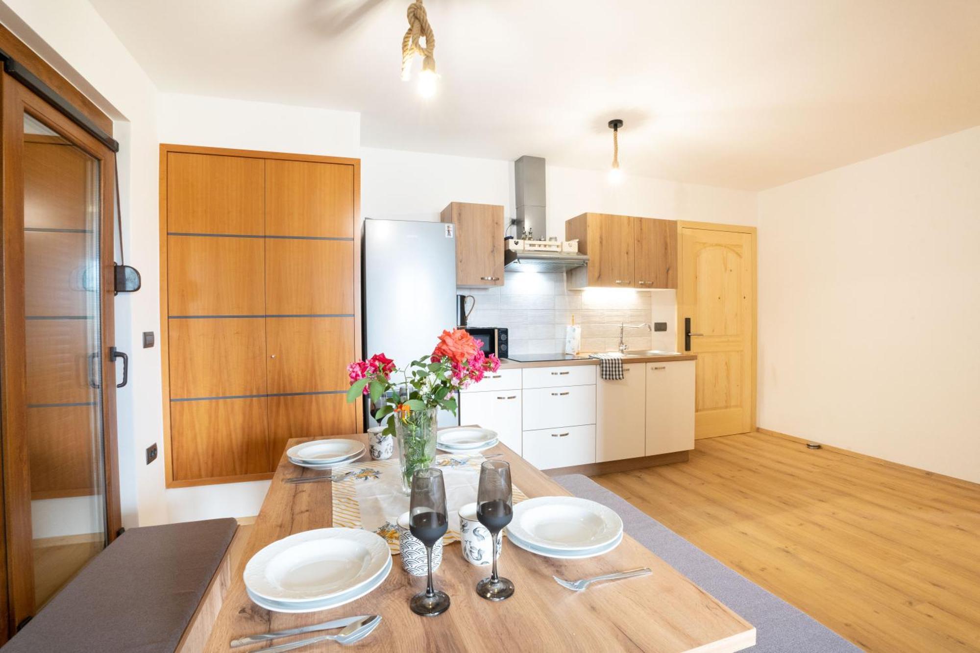 Aparthotel Hom At Vintgar Zgornje Gorje Zimmer foto
