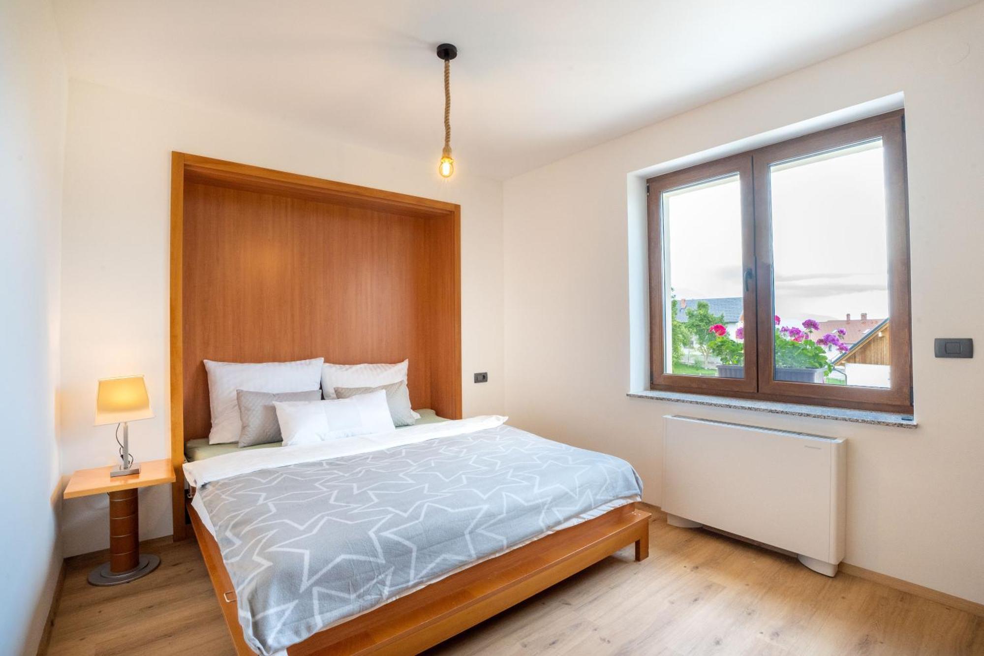 Aparthotel Hom At Vintgar Zgornje Gorje Zimmer foto